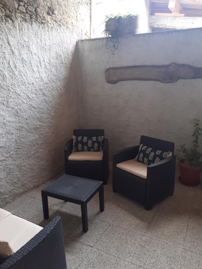 La Maison Des Vendangeurs Villesequelande 外观 照片